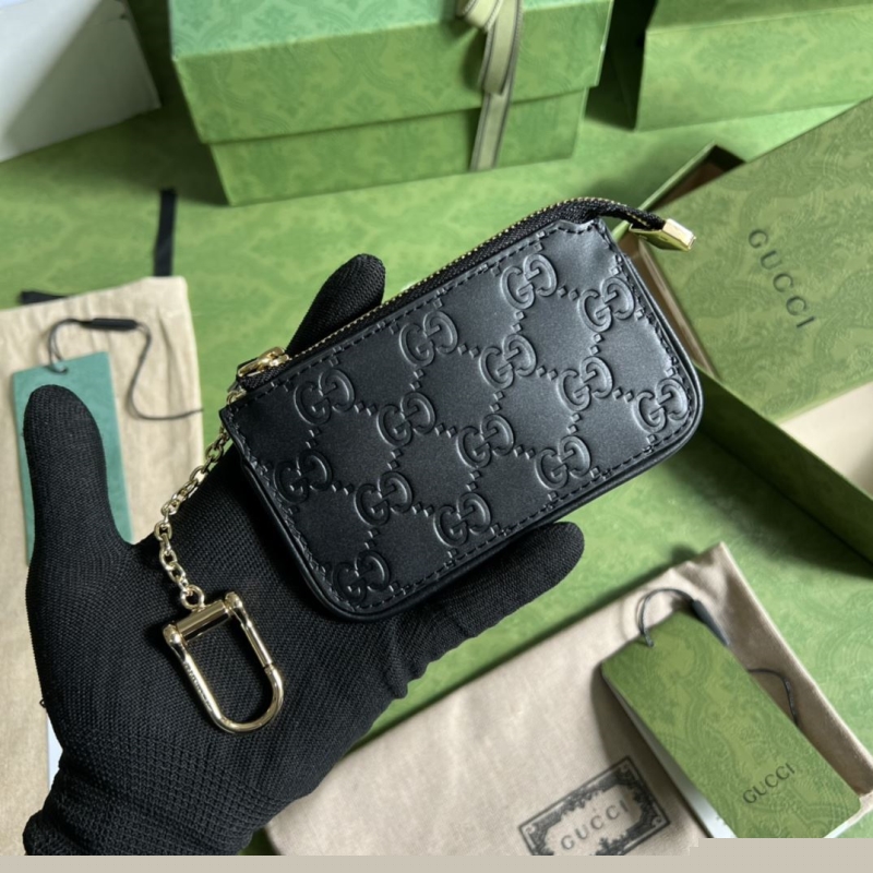 G*u*i wallets & purse